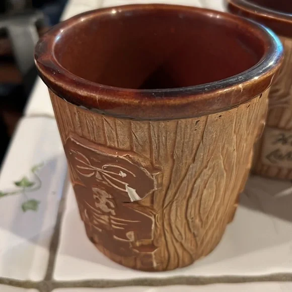 Tiki ceramic mugs vintage set of 4. Some small chips